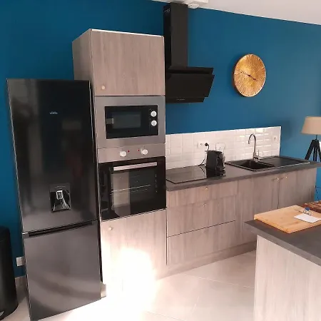 Moderne Et Spacieux Daire